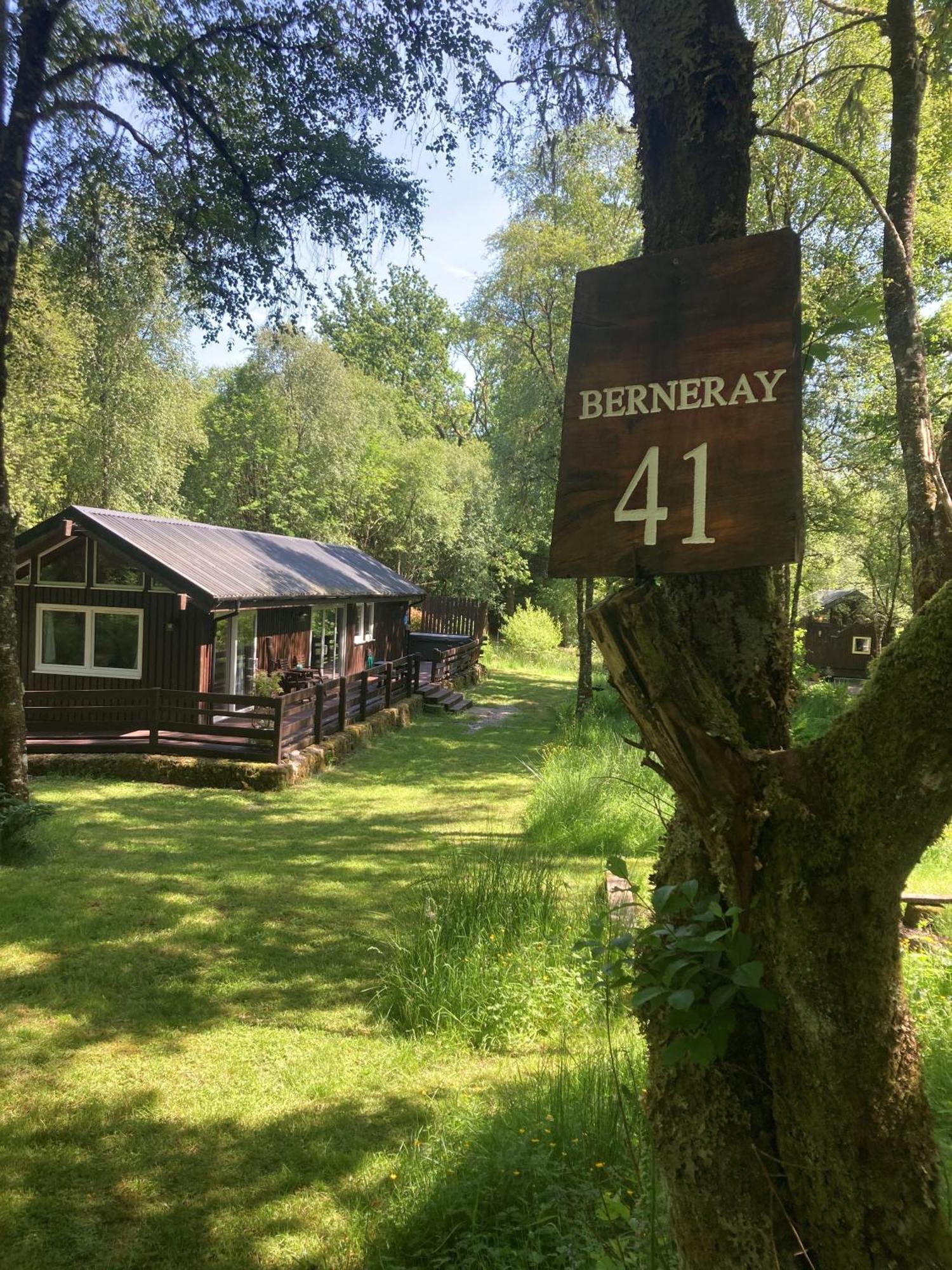 Loch Aweside Forest Cabins Dalavich Room photo
